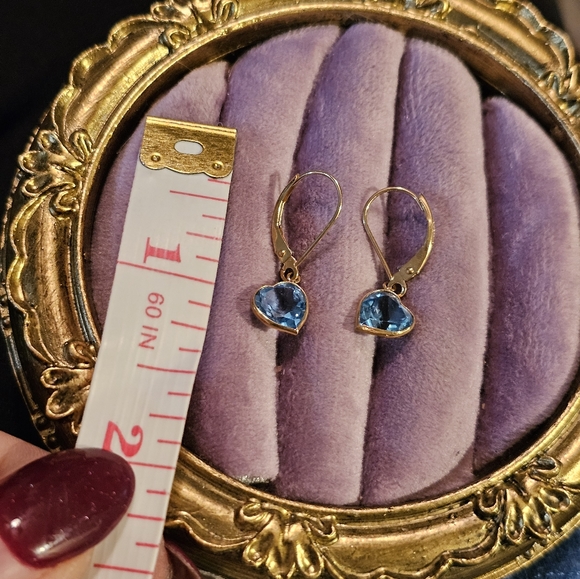 New. 10k blue topaz heart earrings approximately 4 carat total weight. Absolutel - Picture 3 of 5